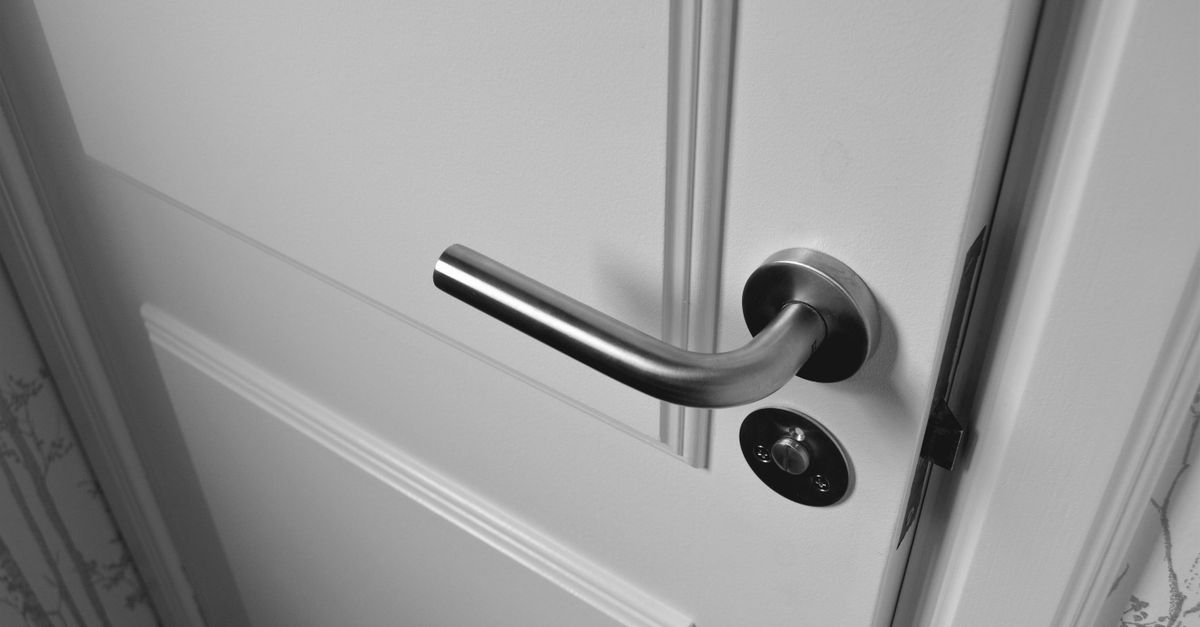 Mortise Lock vs Door Knob Lock: Which Belongs on Your Door? — Oyster Bay Locksmiths