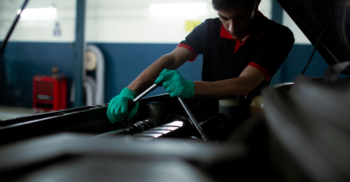 locksmith service technician — Oyster Bay Locksmiths