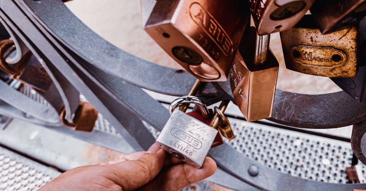 locksmith shop keys — Oyster Bay Locksmiths